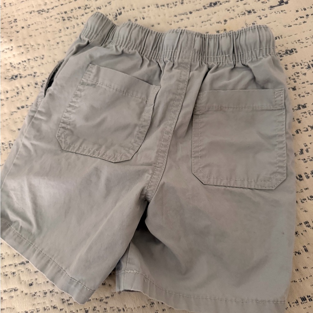 Cat & Jack Light Gray Elastic Waist Shorts - Picture 3 of 3